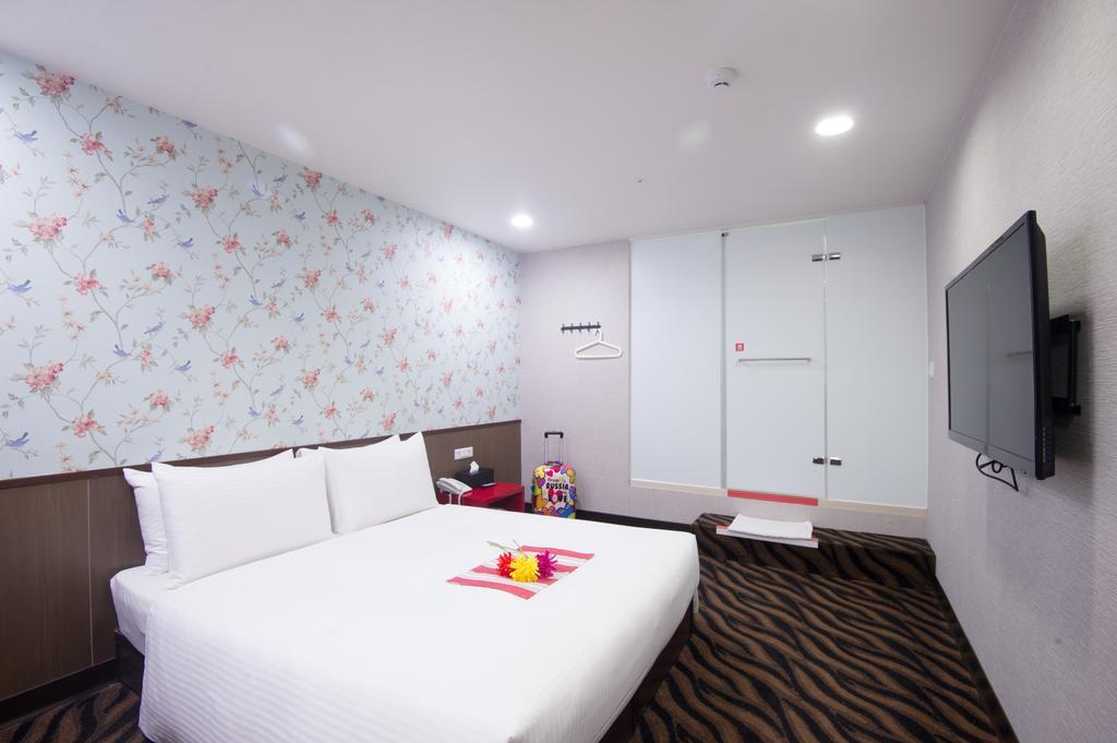 Starry Night Hotel Тайбей Екстер'єр фото