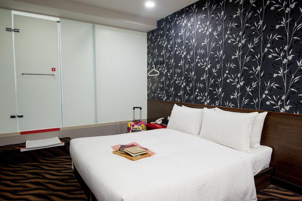 Starry Night Hotel Тайбей Екстер'єр фото