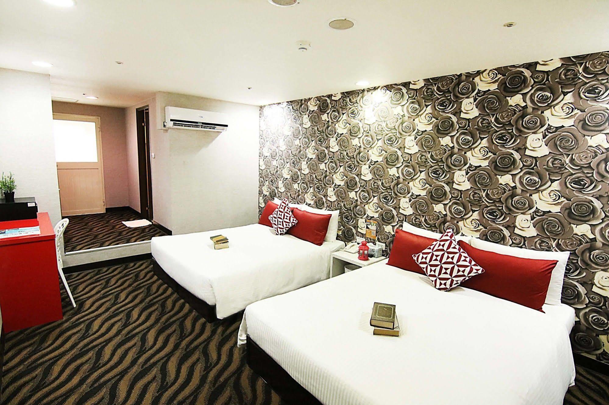 Starry Night Hotel Тайбей Екстер'єр фото